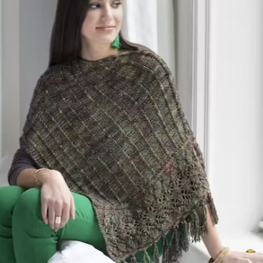 Malabrigo Pattern Book 17 Ponchos & Familia - Paradise Fibers