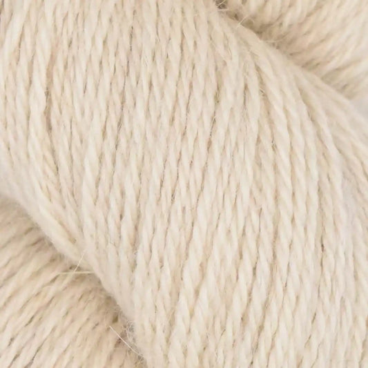 Mirasol Llama Umi Sport Yarn color 04 Ivory
