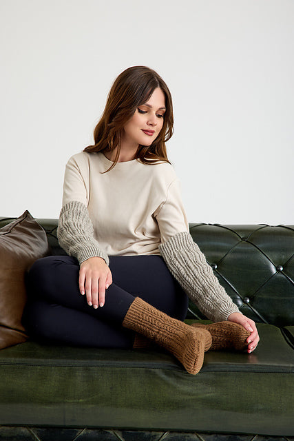 Mirasol Sophy socks and arm warmers styled view 2