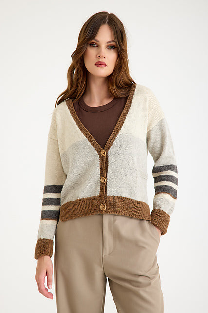 Mirasol Victoria cardigan front view