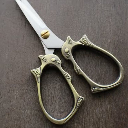 NNK Squirrel Scissors - Paradise Fibers