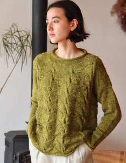 Noro Magazine Issue 21 - Bright Beautiful Color - Paradise Fibers