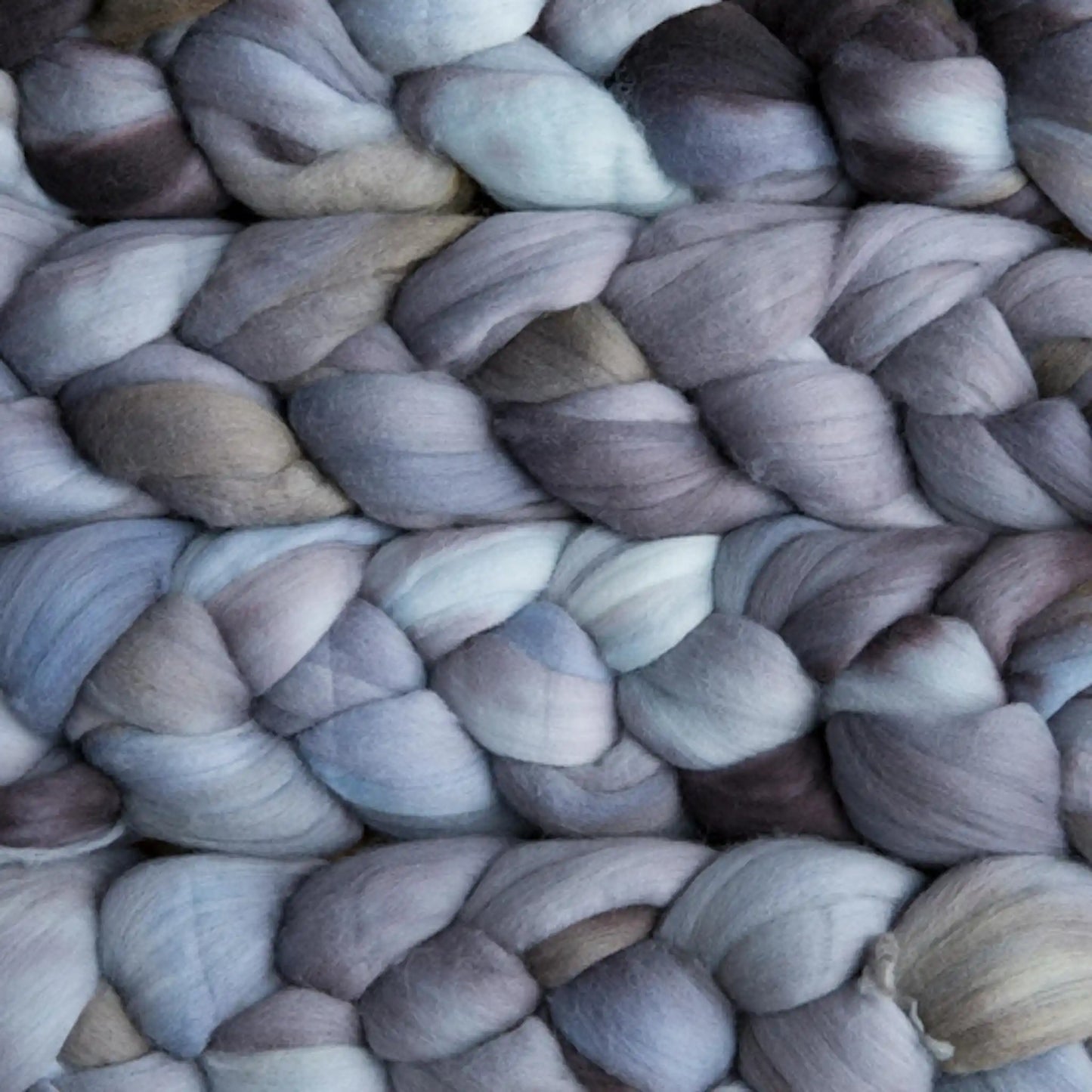 Plomo 043 - Malabrigo Nube Roving Fiber Braid