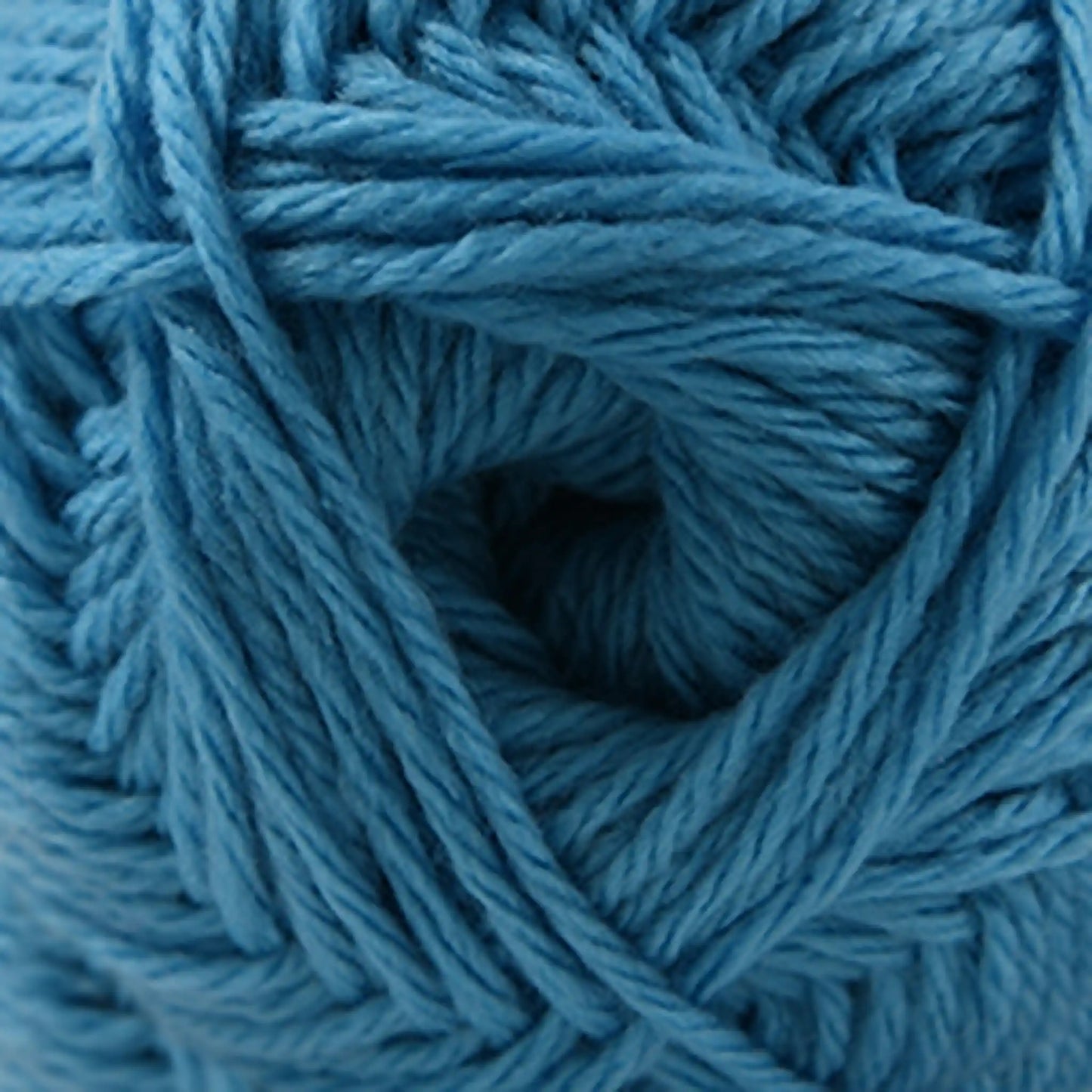 Cascade Pacific Worsted Yarn color 28 Blue