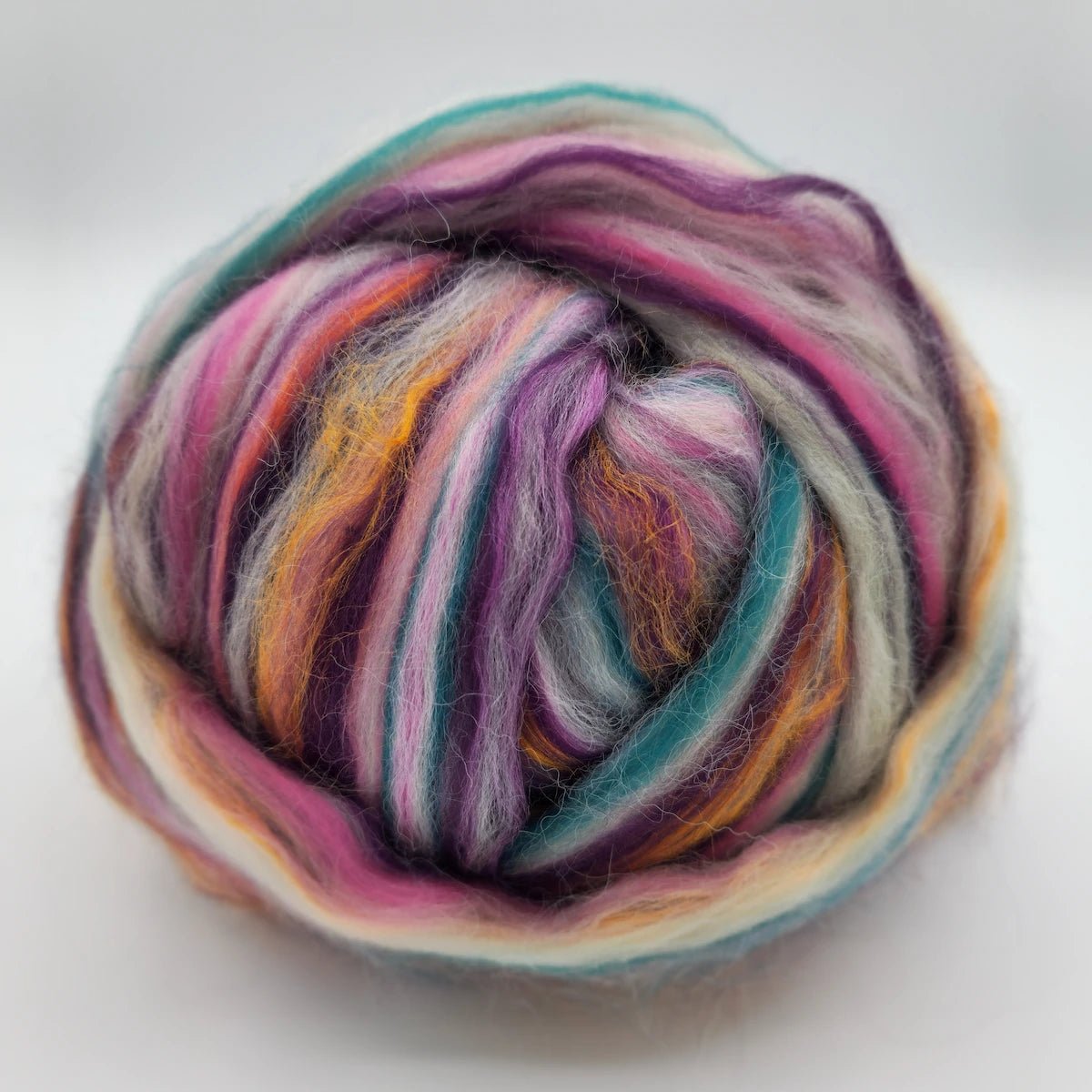 Paradise Fibers Ewenice Luxe Blend – Merino Wool, Baby Alpaca & Silk Spinning Fiber - Paradise Fibers