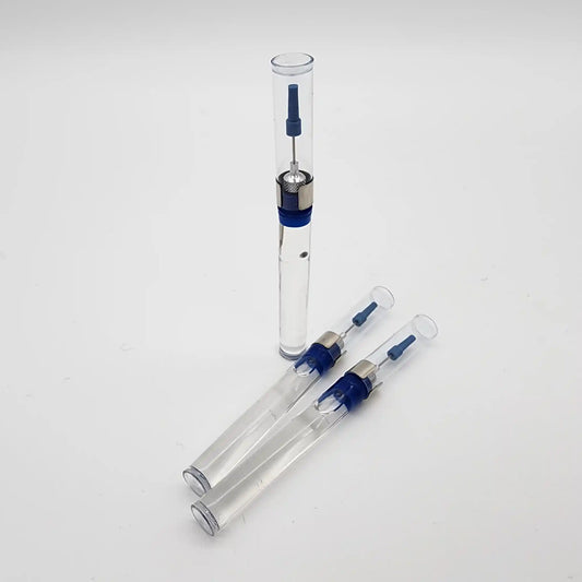 Paradise Fibers Precision Spinning Wheel Oiler, dual-cap needle tip