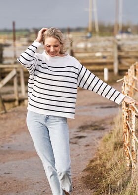 Rowan Four Season Collection Pattern Book - Paradise Fibers
