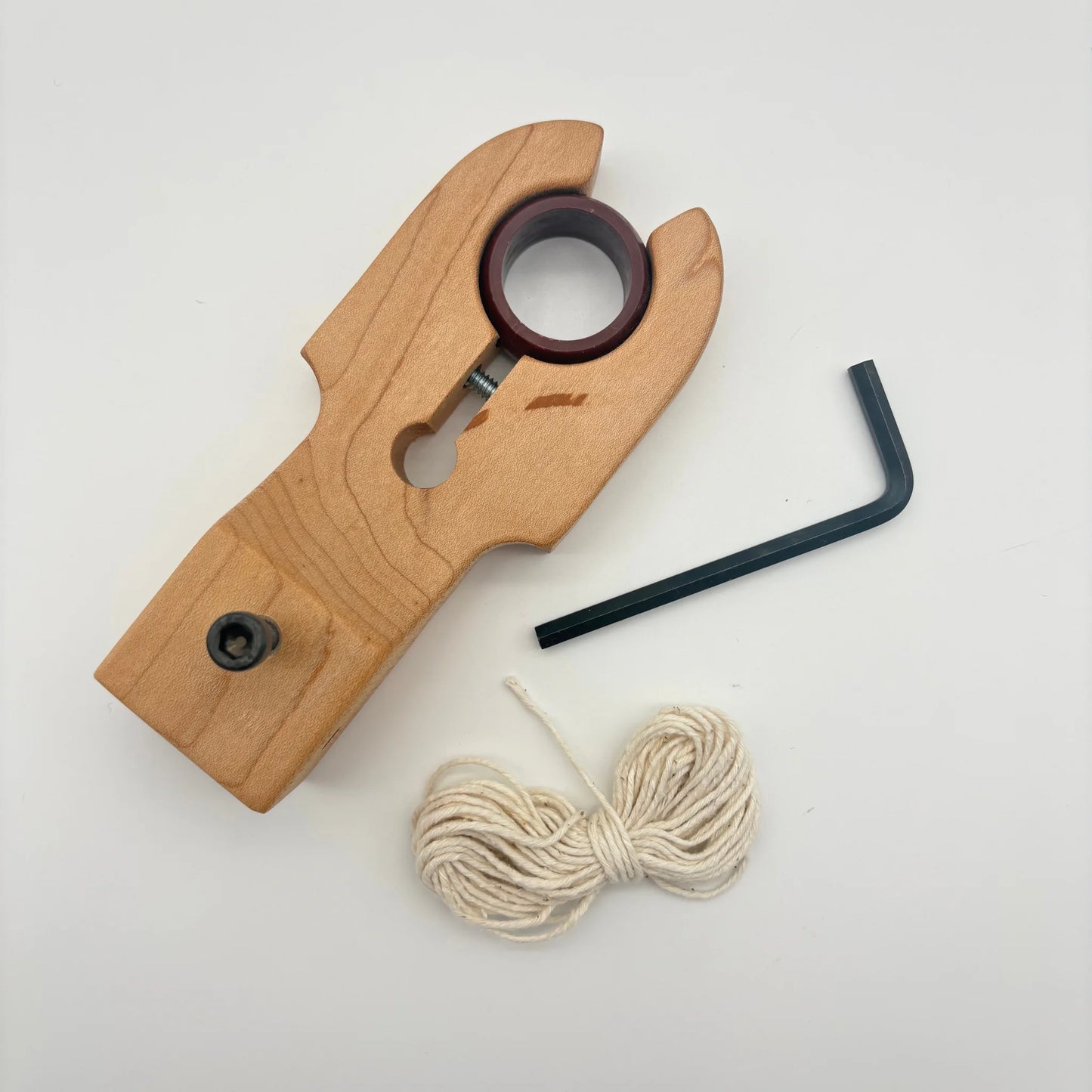 Schacht bulky front maiden showing the 7/8 inch orifice and sliding flyer hooks
