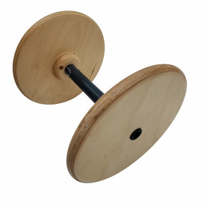 SpinOlution 16oz bobbin closeup of the orifice end and magnetic locking mechanism