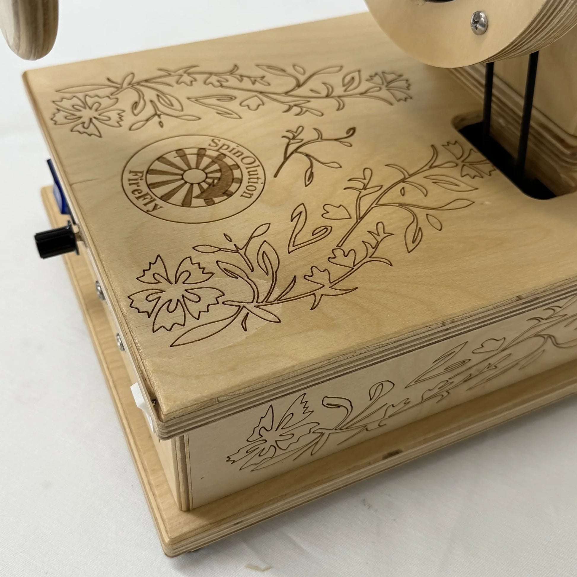 SpinOlution Wildflowers engraving on a Firefly electric wheel base
