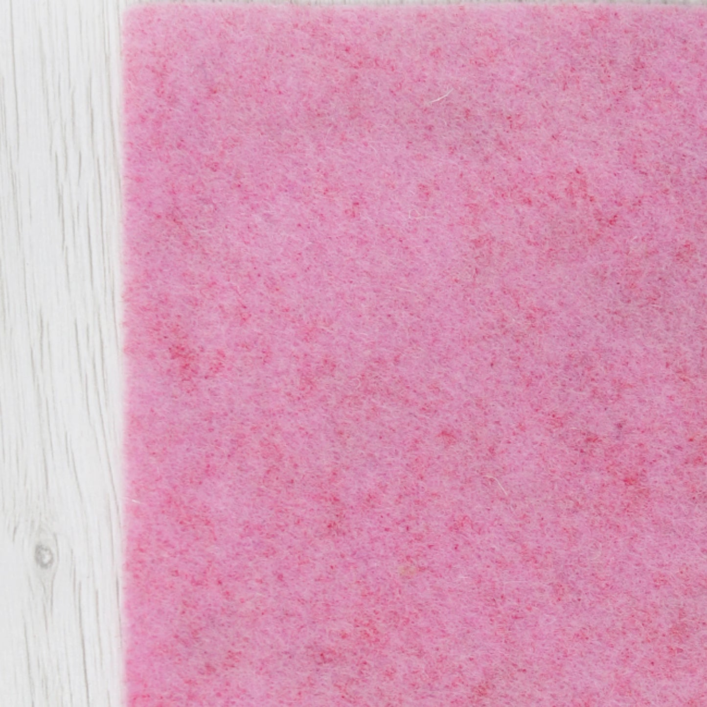 Thermoformable Wool Felt Squares - Cyclamen