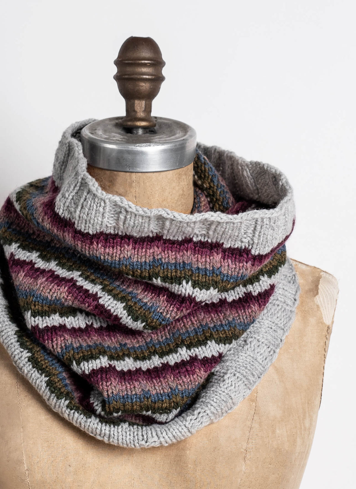 Tiverton Cowl knit project
