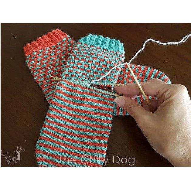 1 Sock, 2 Sock, Red Sock, Blue Sock Pattern by The Chilly Dog-Patterns-