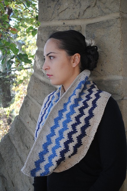 Elsebeth Lavold Sierra Mountain Cowl Pattern-Patterns-
