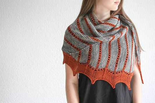 Wiz Shawl Pattern by Nadia Crétin-Léchenne-Patterns-