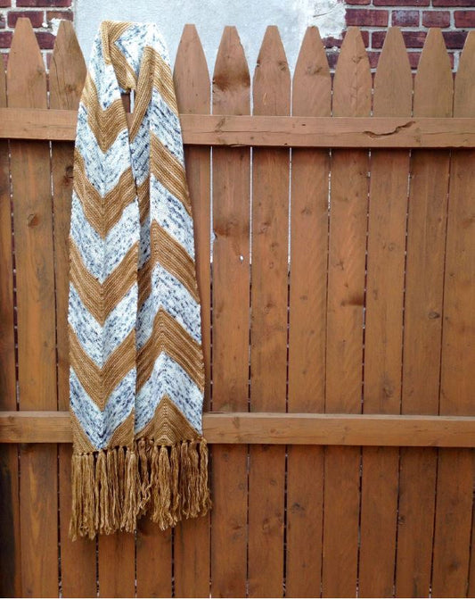 Divisa Scarf Pattern by Nina Rose Pelc-Patterns-