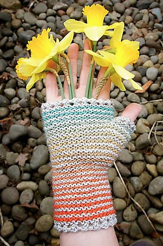 Prisma Cowl & Mitts Patterns by Mary McVein-Patterns-