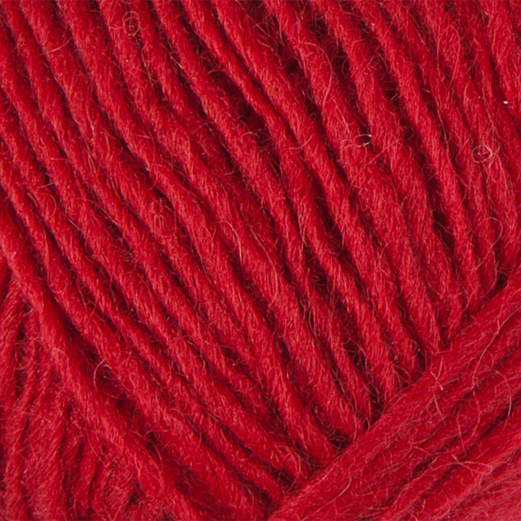 Crimson Red 9434, a bright red skein of Léttlopi Icelandic wool yarn.