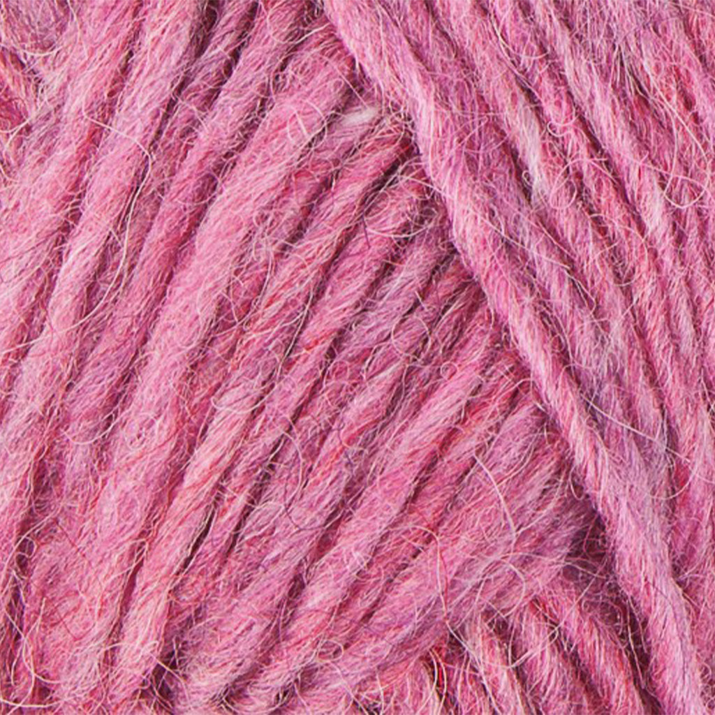 Pink 1412, a bright heathered pink skein of Léttlopi Icelandic wool yarn.