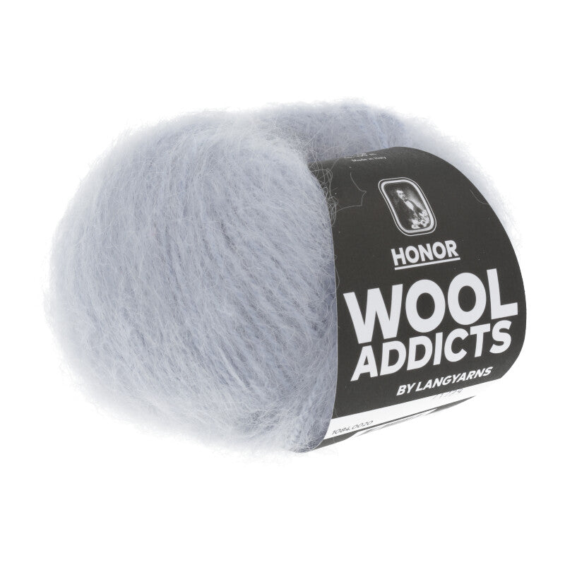 Wool Addicts Honor Worsted in the color 1084.0020, a light blueish grey.