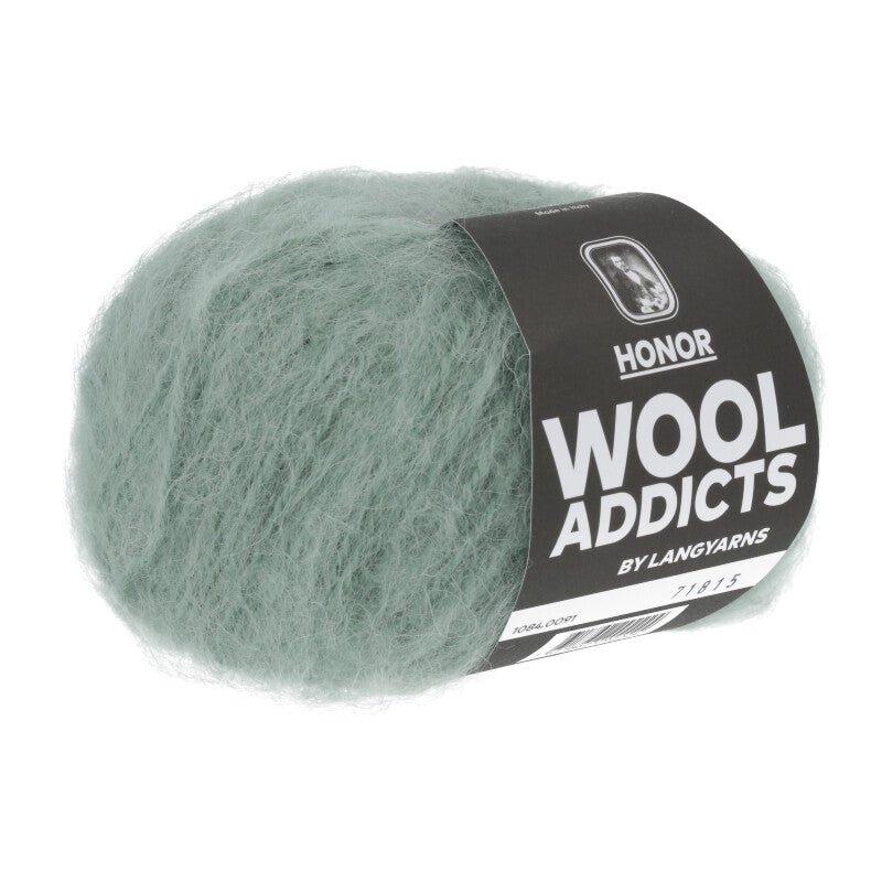 Wool Addicts Honor Worsted in the color 1084.0091, a dusty mint.