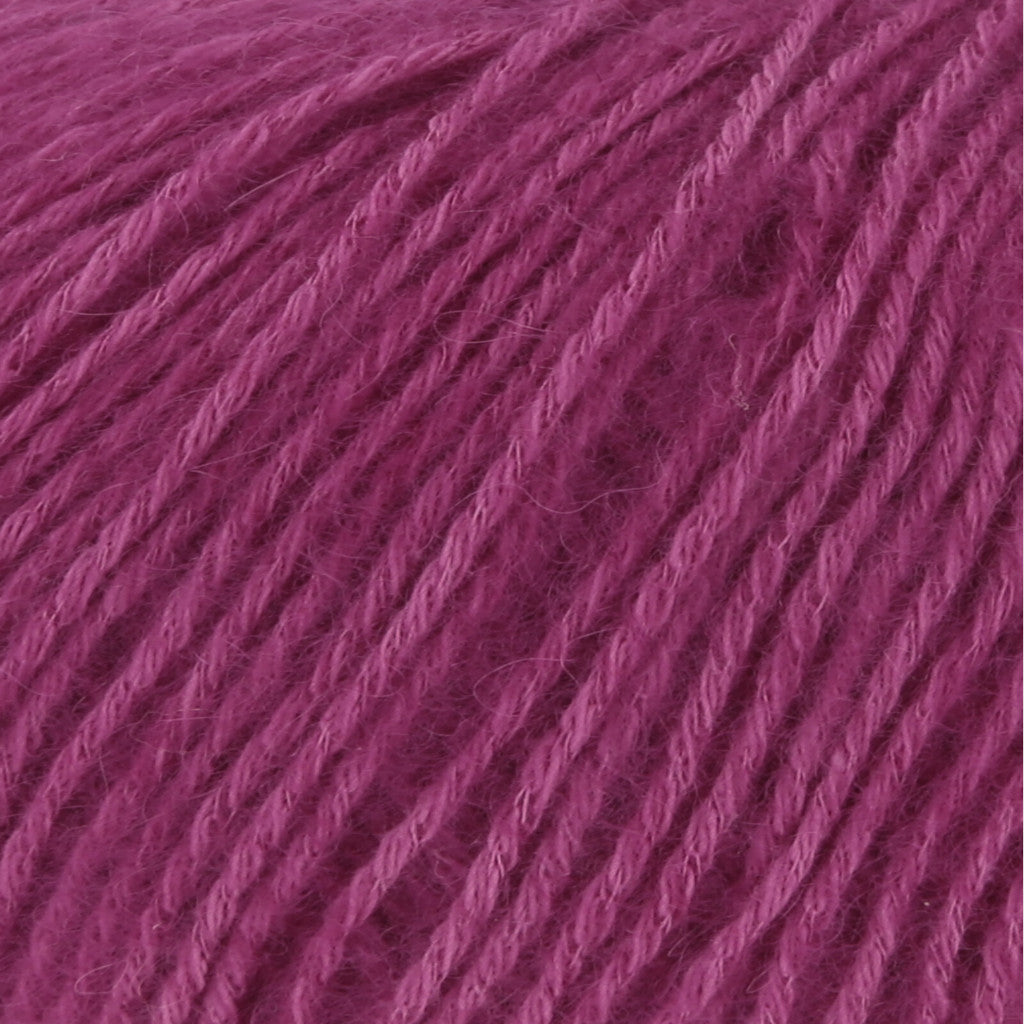 Lang Regina DK 0066 - a magenta colorway