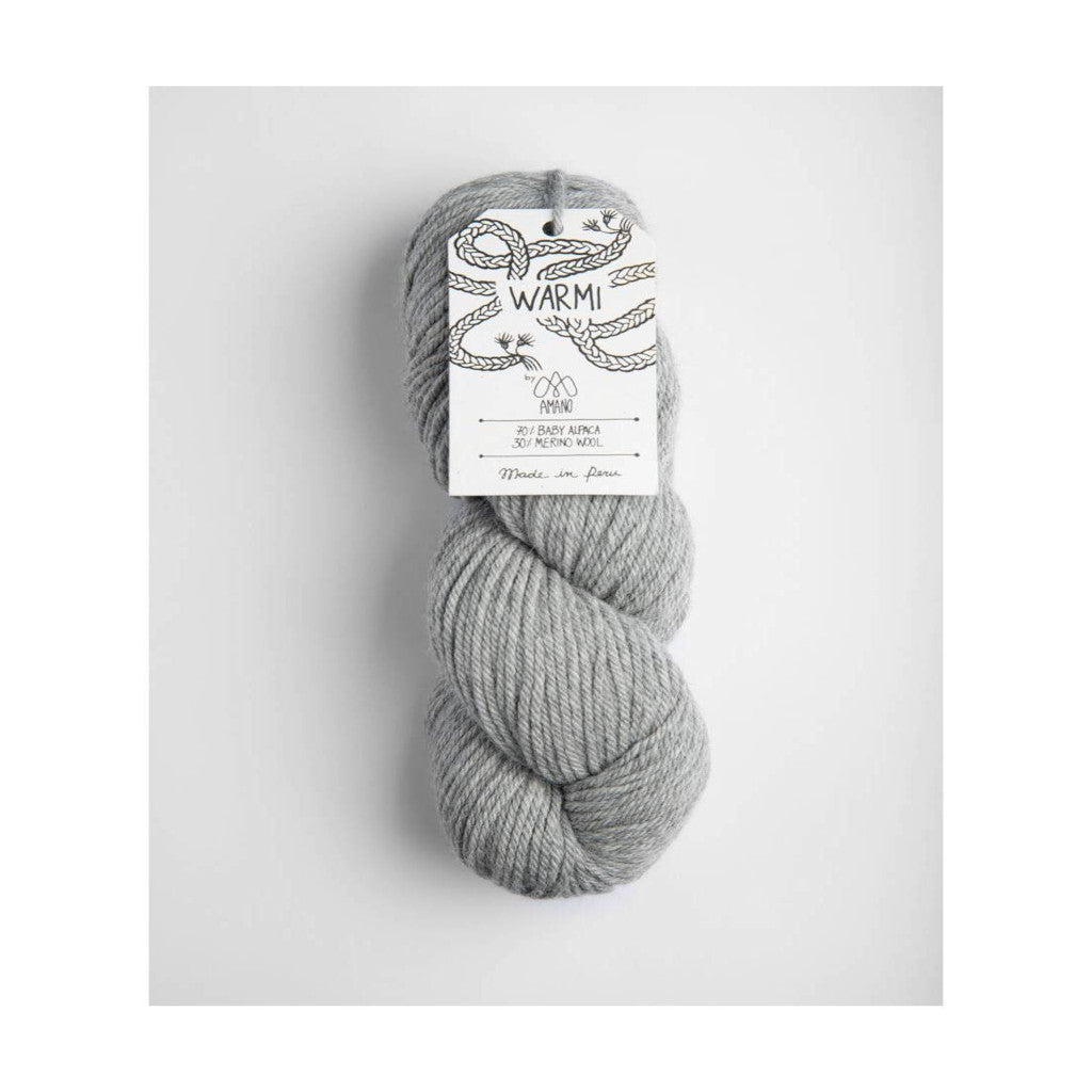 Amano Warmi Aran in Chia - a light grey colorway
