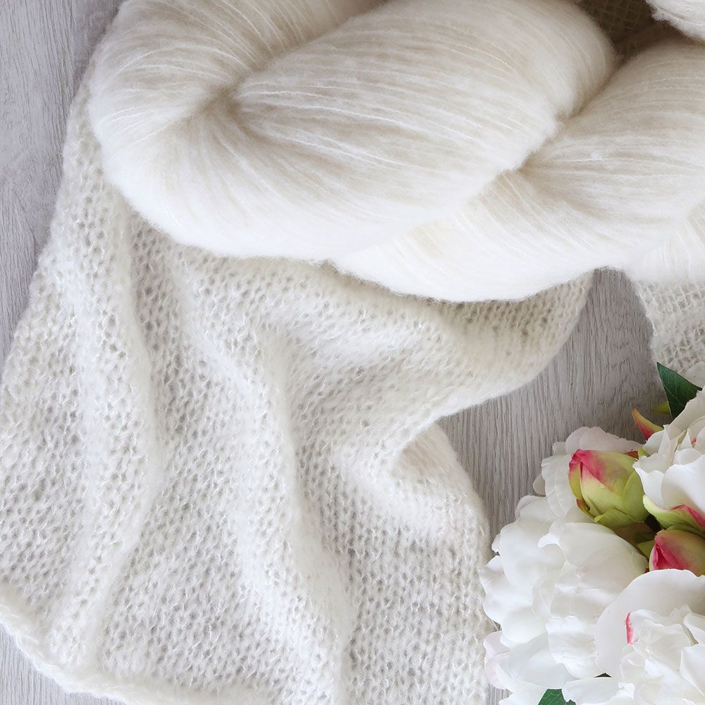 Ashford Merino Bouclé Brushed Bulky - Paradise Fibers