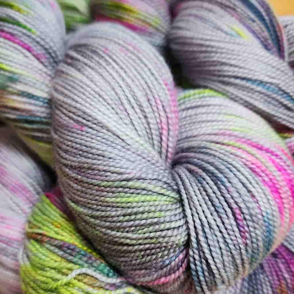 Baah La Jolla Yarn - Multicolored - Paradise Fibers