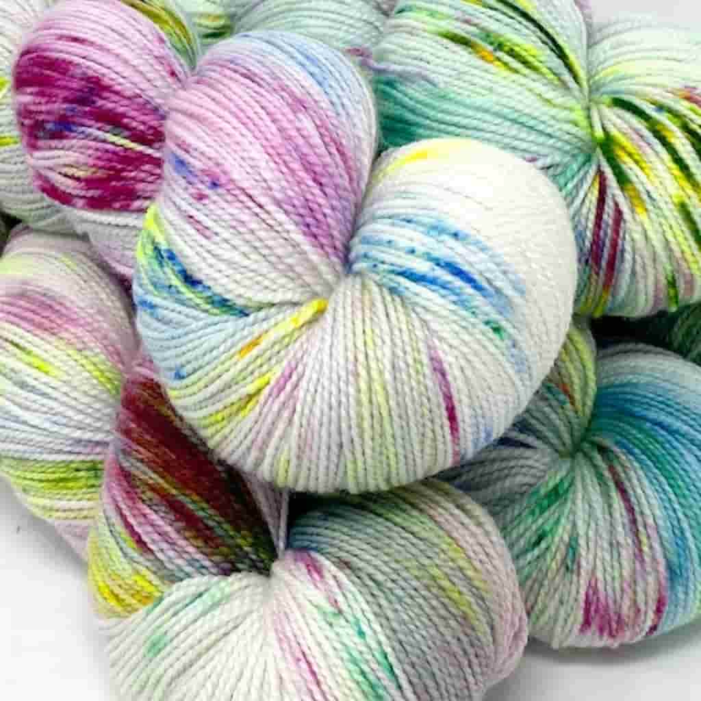 Baah La Jolla Yarn - Multicolored - Paradise Fibers