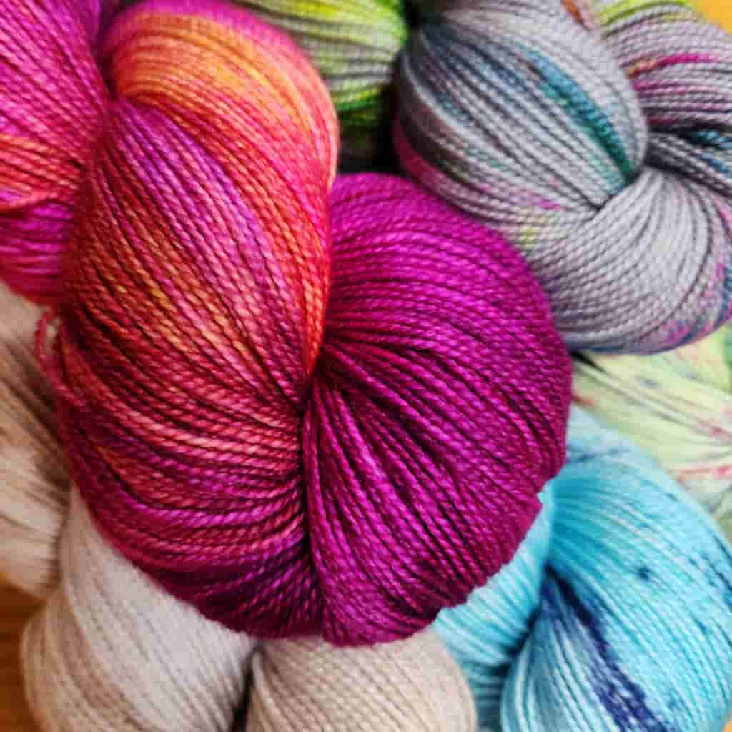 Baah La Jolla Yarn - Multicolored - Paradise Fibers