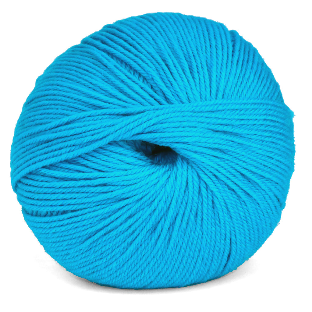 Cascade 220 Superwash Yarn Turquoise - a bright turquoise colorway