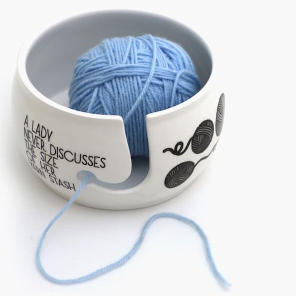 Ceramic Yarn Bowl Yarnaholic - Paradise Fibers