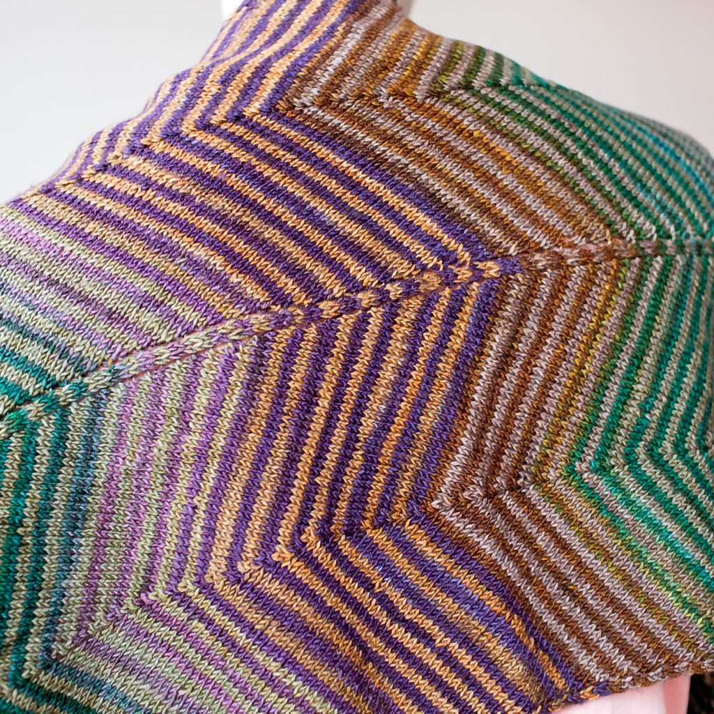 A close up of the stitch detail on the Chevron Scarf by Urth Yarns.