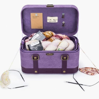 Della Q Makers Train Case - Paradise Fibers