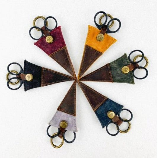 Della Q Scissor Pocket - Paradise Fibers