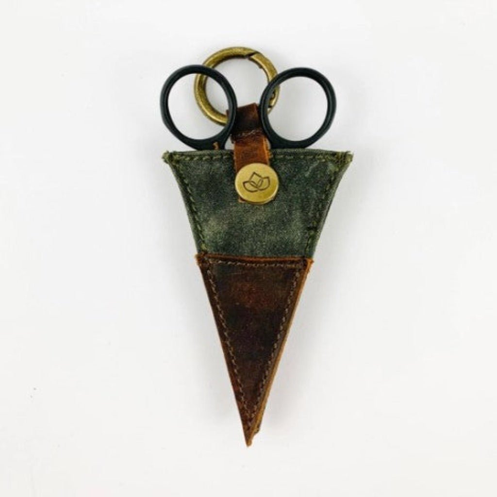 Della Q Scissor Pocket - Paradise Fibers