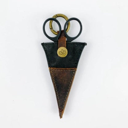 Della Q Scissor Pocket - Paradise Fibers