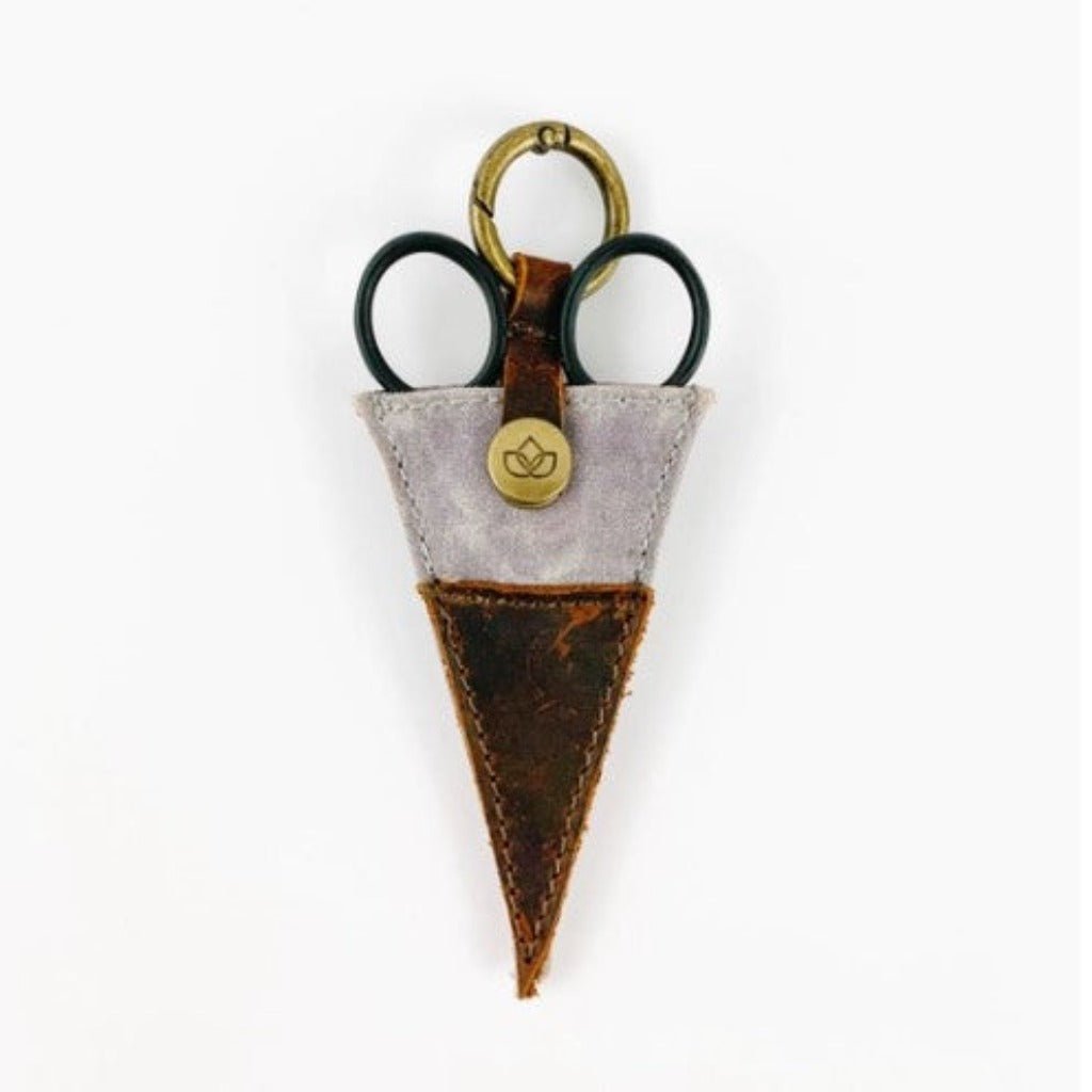 Della Q Scissor Pocket - Paradise Fibers