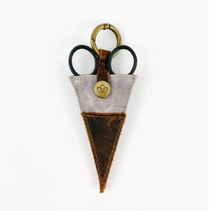 Della Q Scissor Pocket - Paradise Fibers