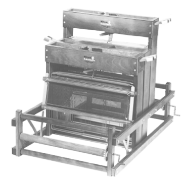 Paradise Fibers LeClerc Dorothy 15 3/4" 8 Table Loom