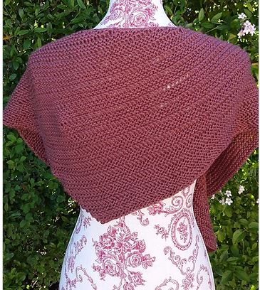 Drop Canyon Shawl Pattern by Taiga Hilliard-Patterns-