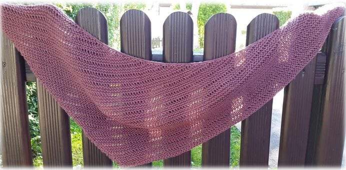 Drop Canyon Shawl Pattern by Taiga Hilliard-Patterns-