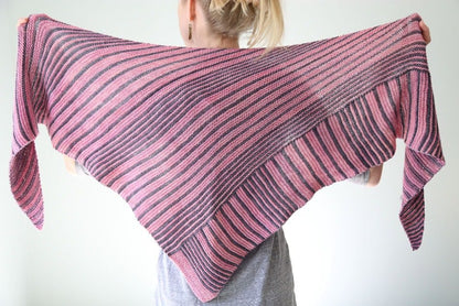 Itineris Shawl Pattern by The Yarniad - Paradise Fibers