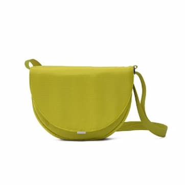 Flip & Tumble little purse. Front view in green color.