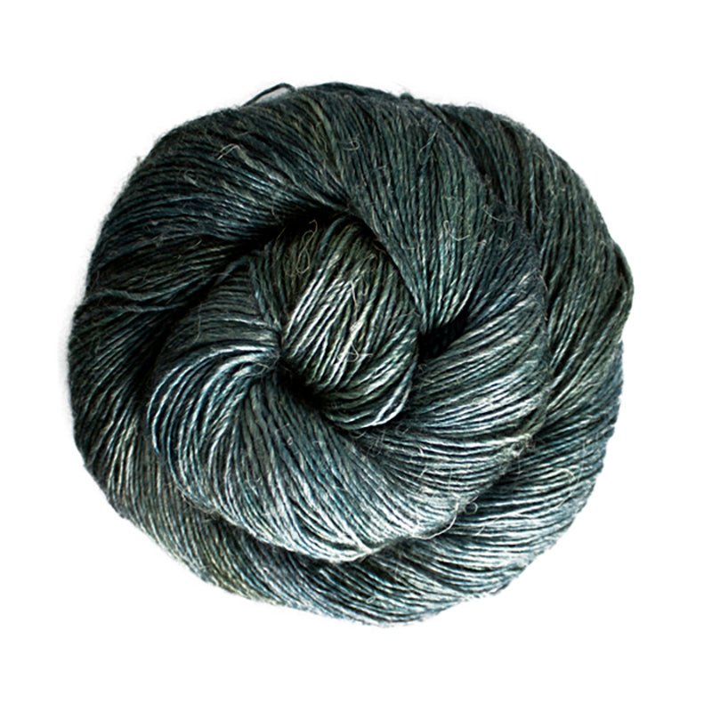 Macrophylla Shawl Kit in Susurro - Paradise Fibers