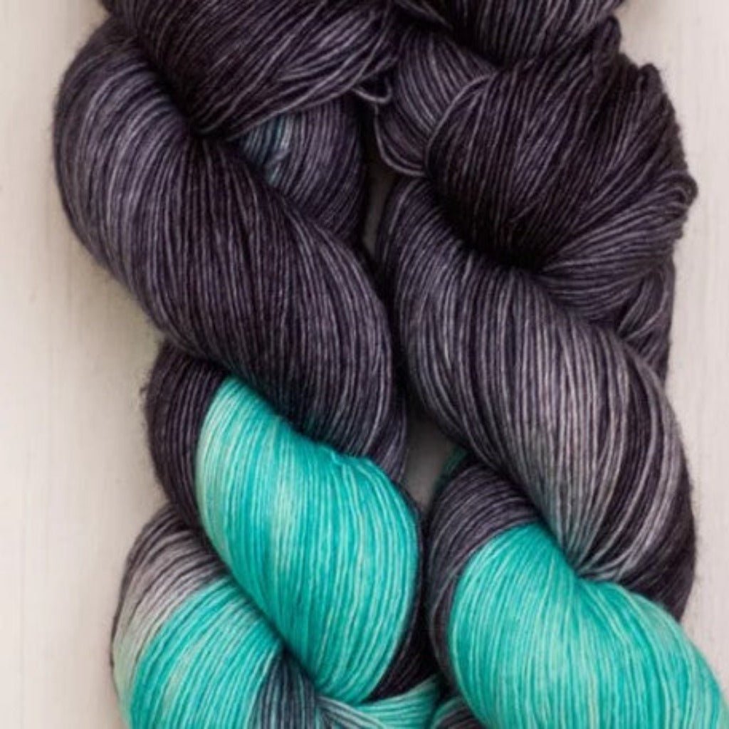 Madeline Tosh Twist Light Yarn - Paradise Fibers