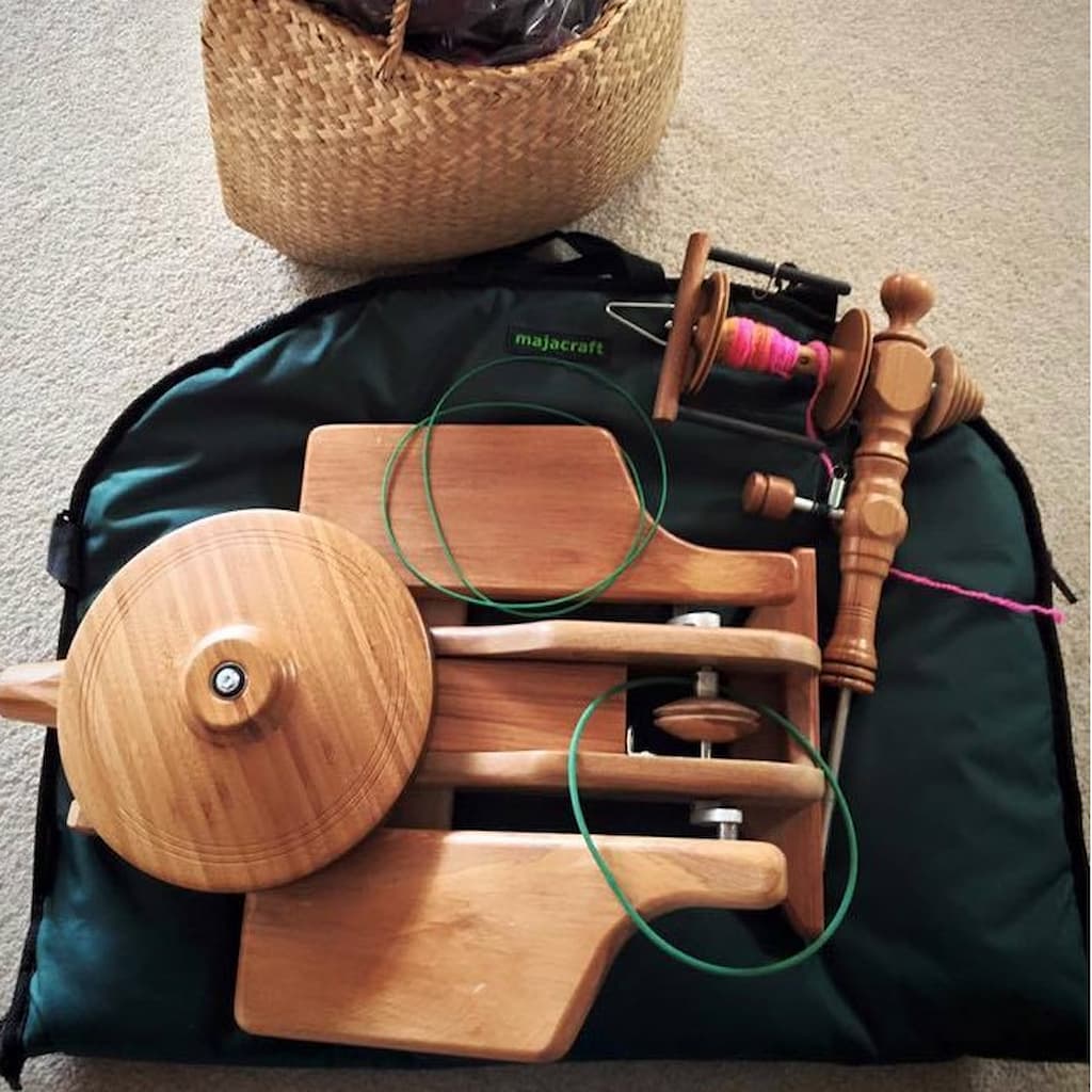 Majacraft Little Gem Spinning Wheel - Paradise Fibers