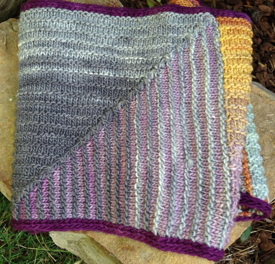 Mitered Obsession Cowl by SKNITSB - Paradise Fibers