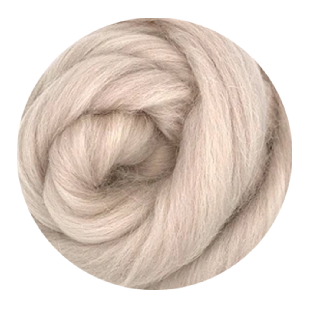 Color Mont Blanc. A cream and white blend of alpaca and merino